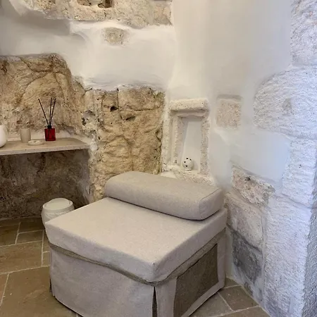 Atagio Luxury Bed and breakfast 4*